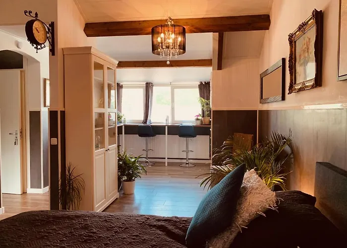 Bed & Breakfast Prachtig Allemachtig Valkenburg aan de Geul